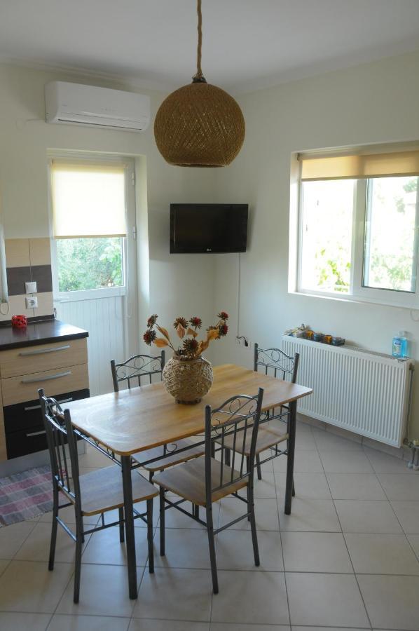 Maria Apartments Lefkada City Ngoại thất bức ảnh